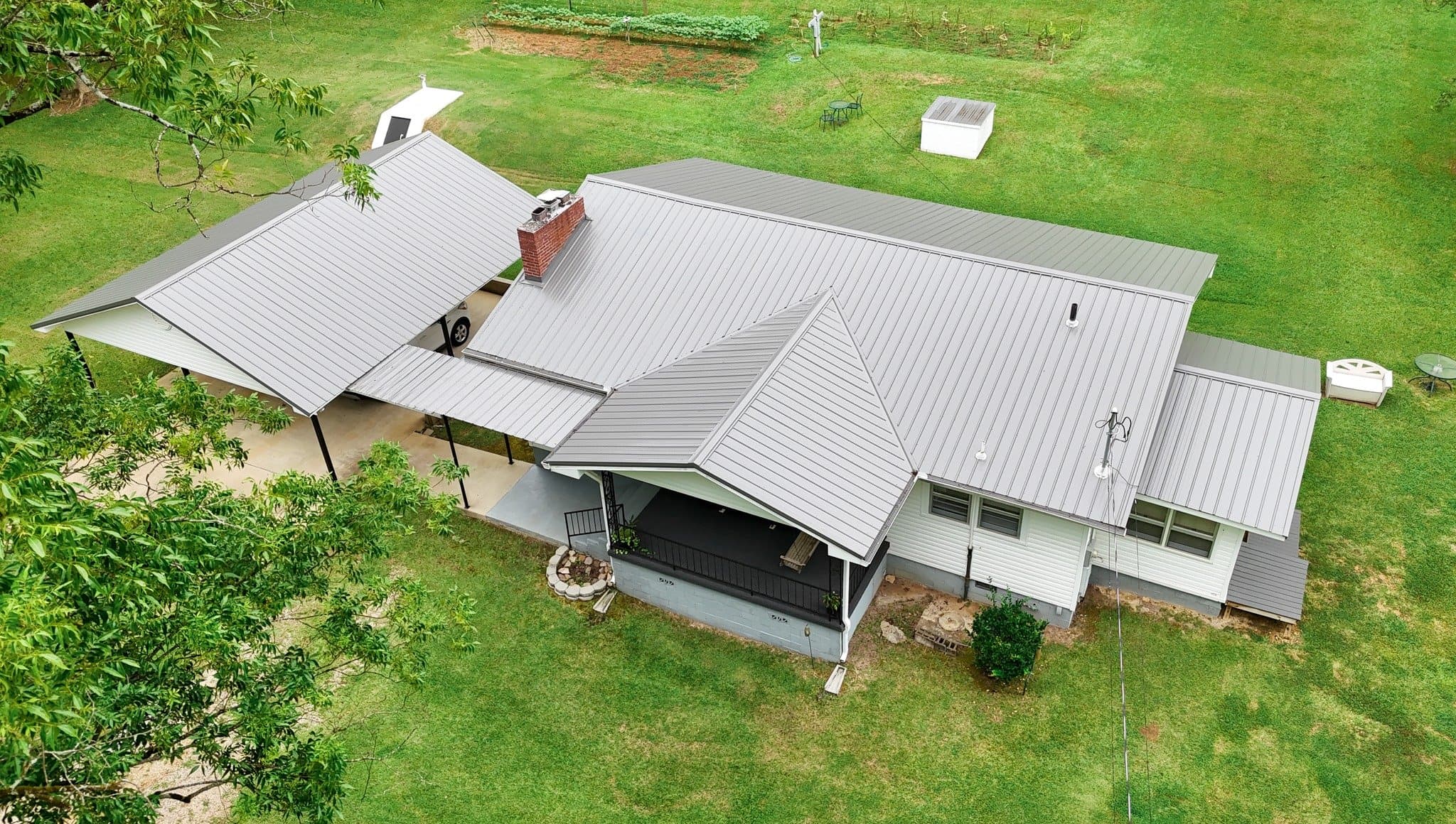 Silver standing seam